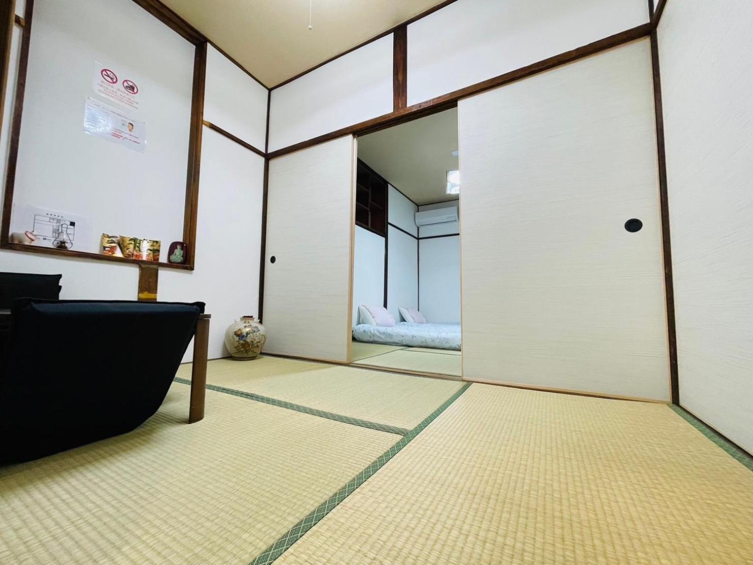 難波心斎橋10Minutes民宿2号室 Osaka Dış mekan fotoğraf