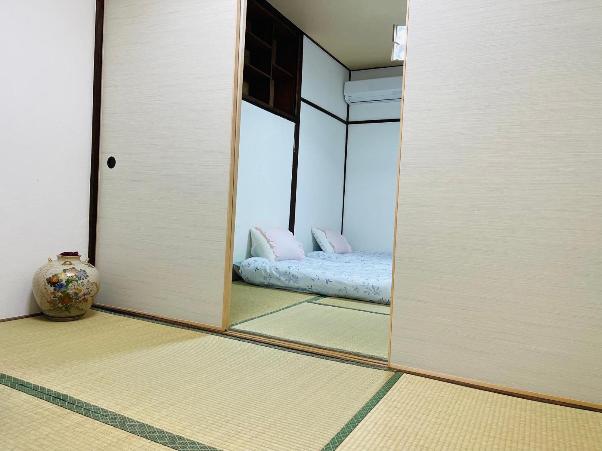 難波心斎橋10Minutes民宿2号室 Osaka Dış mekan fotoğraf